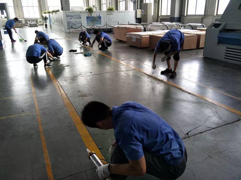一線員工齊參與，車間通道煥然一新——記一次保潔改善活動