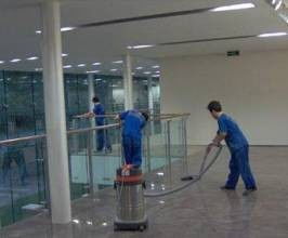廣州開荒清潔 為何選擇專業(yè)保潔公司是關(guān)鍵